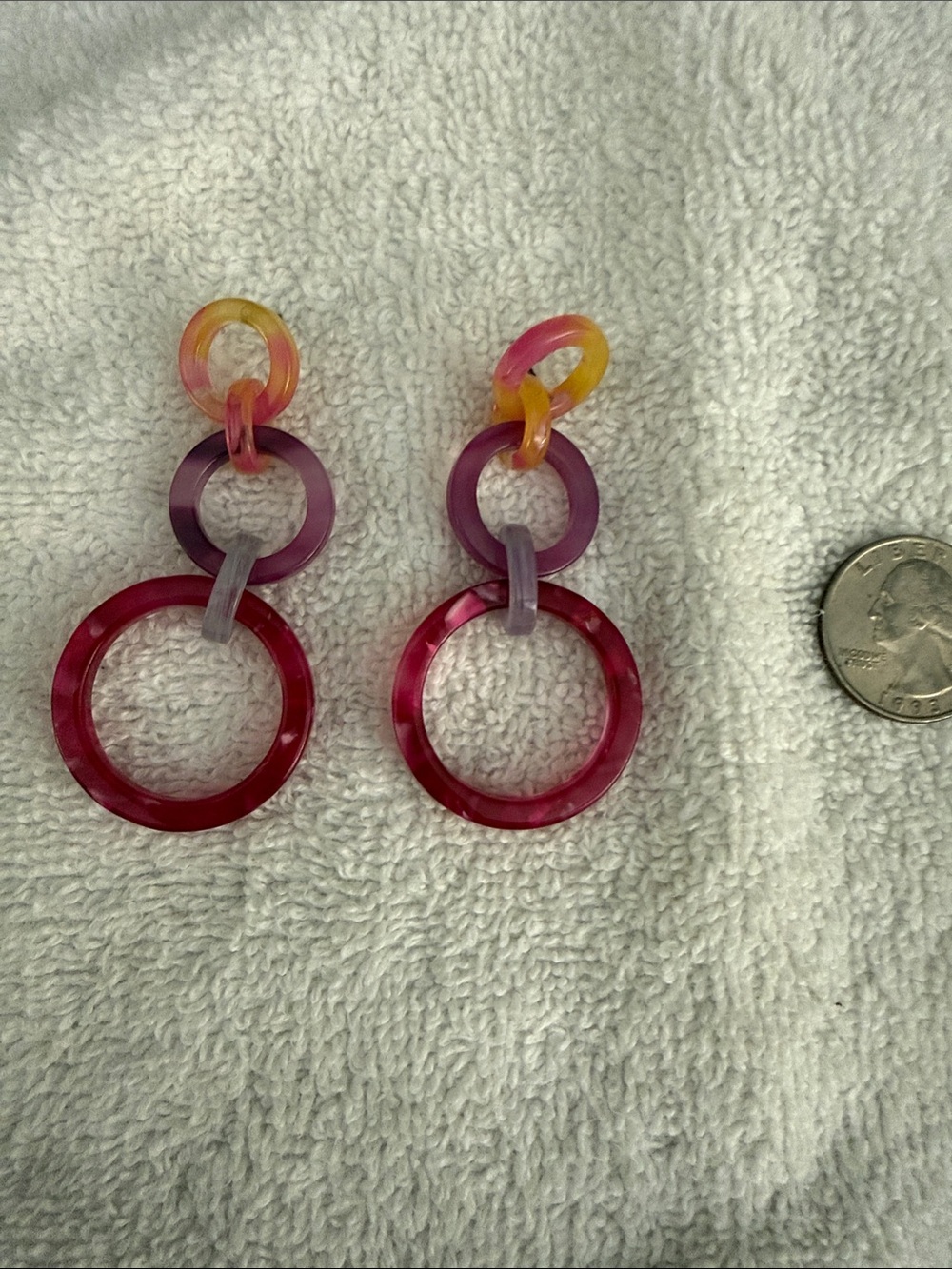 Multicolor Resin Link Hoop Earrings in Pink, Purple & Yellow